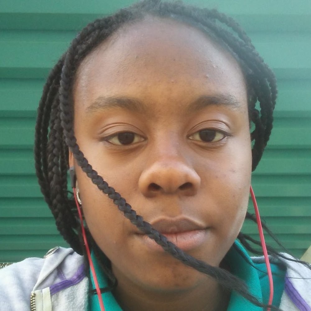 Meet your Posher, Taja